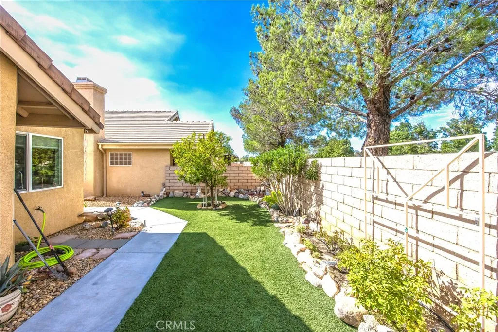 main property photo 24