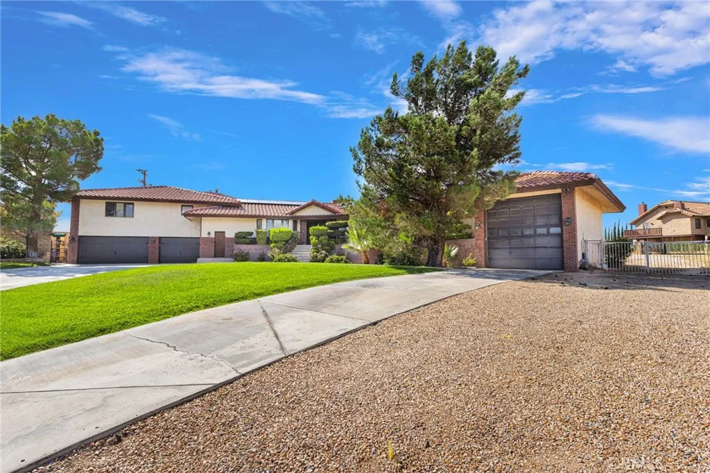 main property photo 60