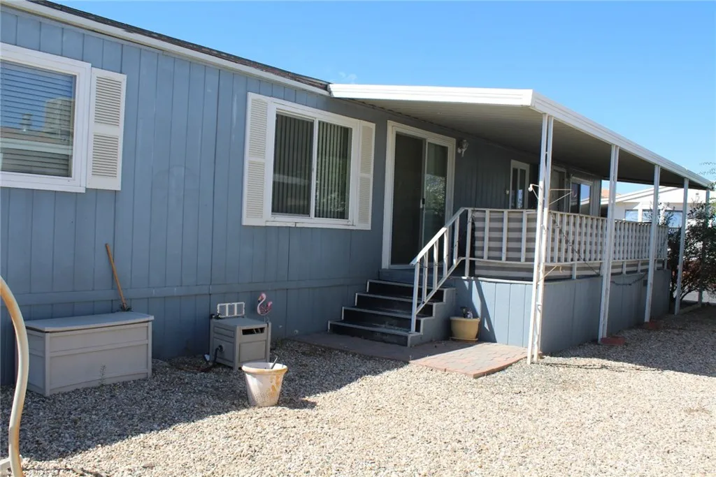 main property photo 28