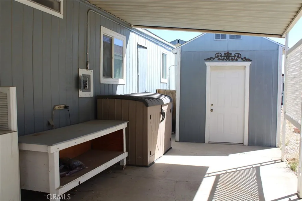 main property photo 30