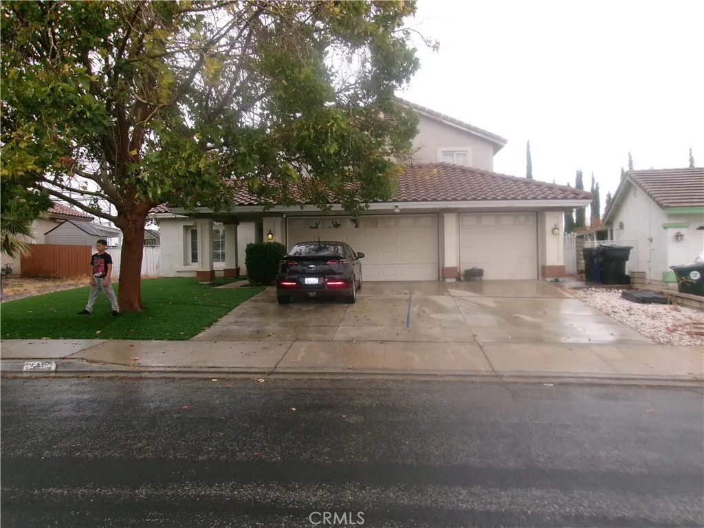 main property photo 13