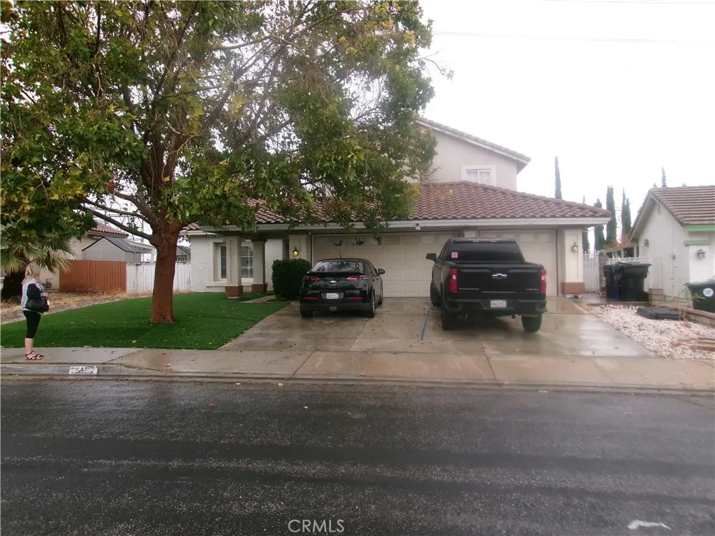 main property photo 5