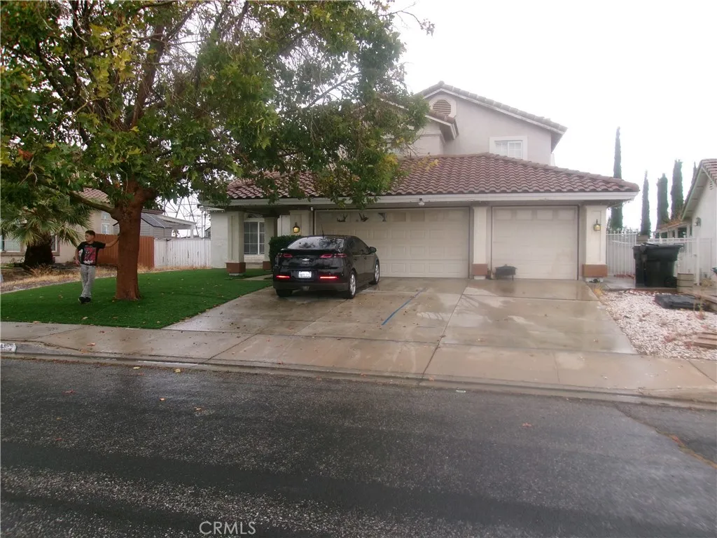 main property photo 8