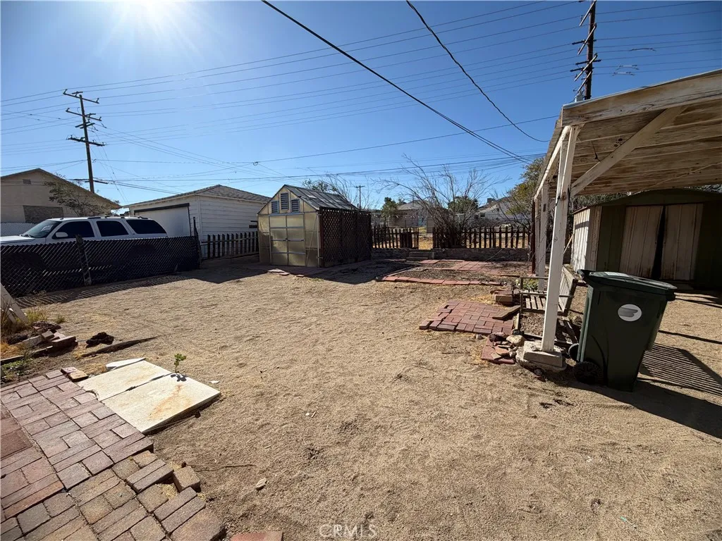main property photo 20