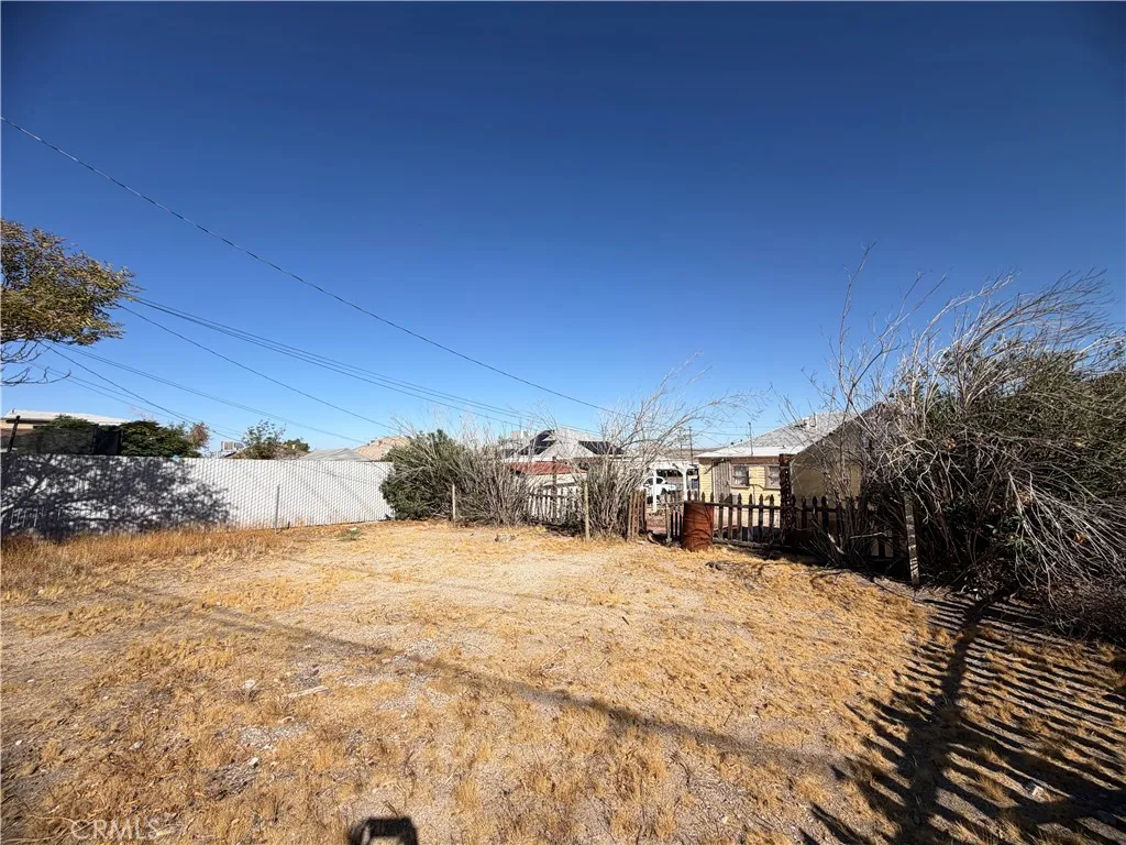 main property photo 24