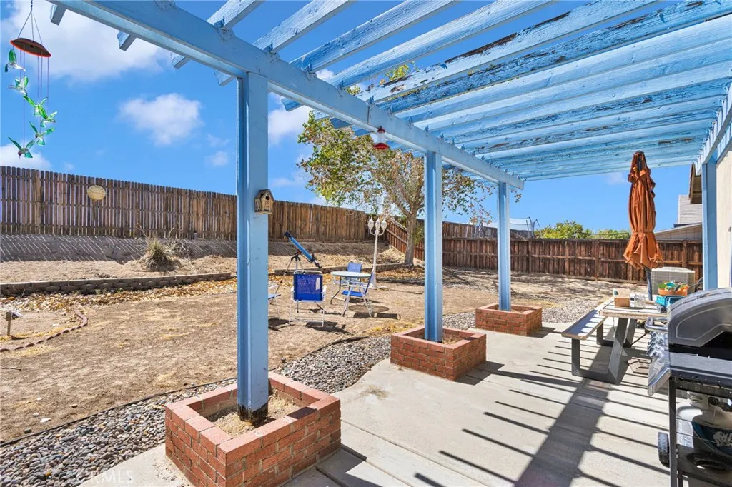 main property photo 38