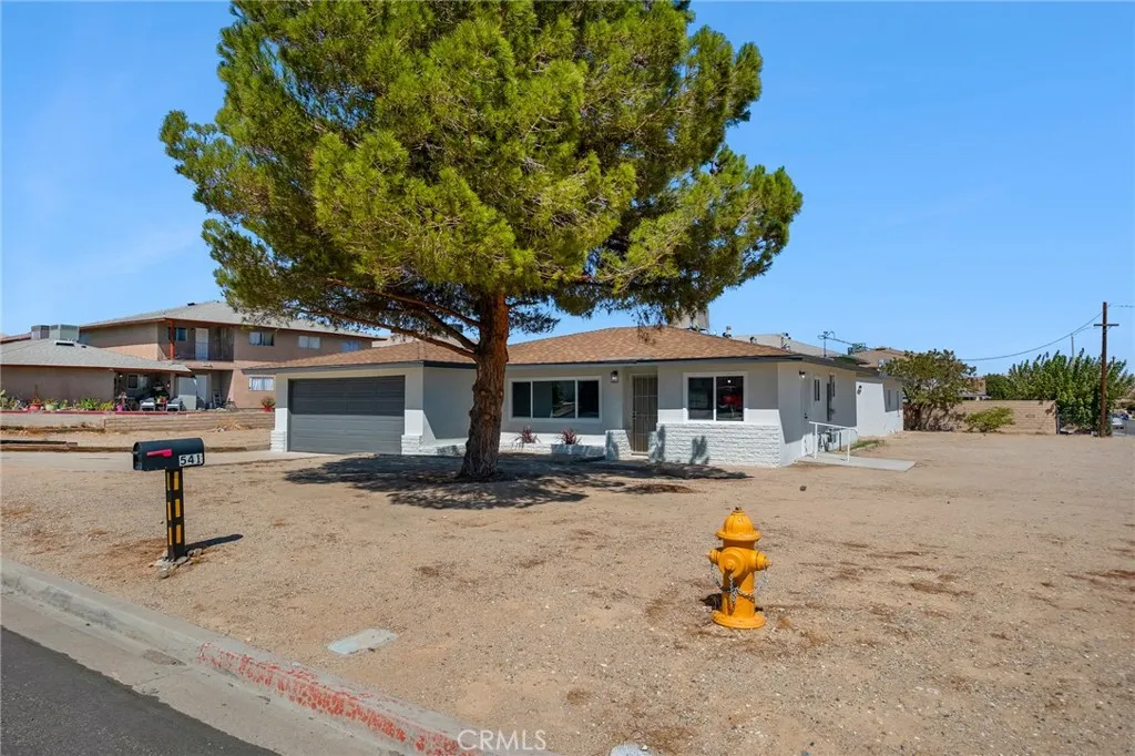 main property photo 11