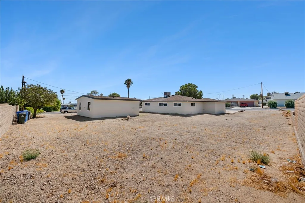 main property photo 17