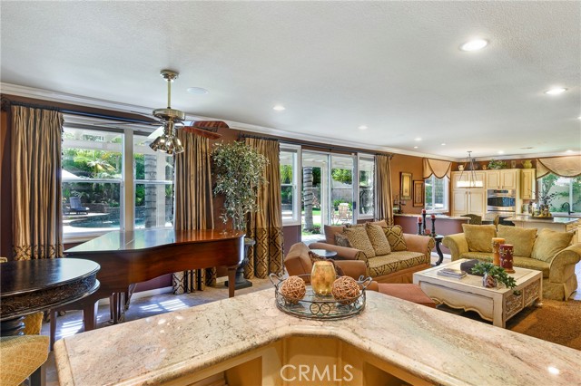 property viewer photo 46