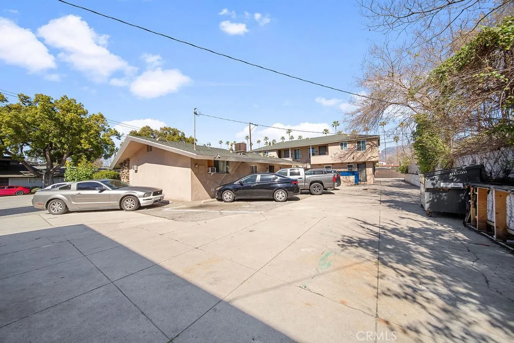 main property photo 15