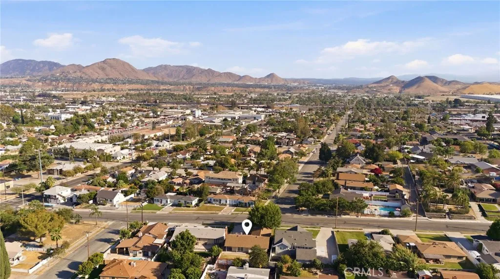 main property photo 53