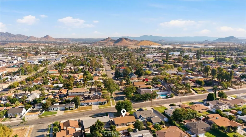 main property photo 54