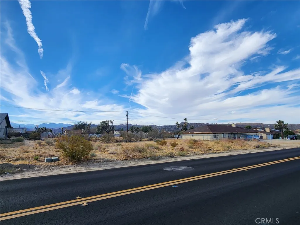 main property photo 8