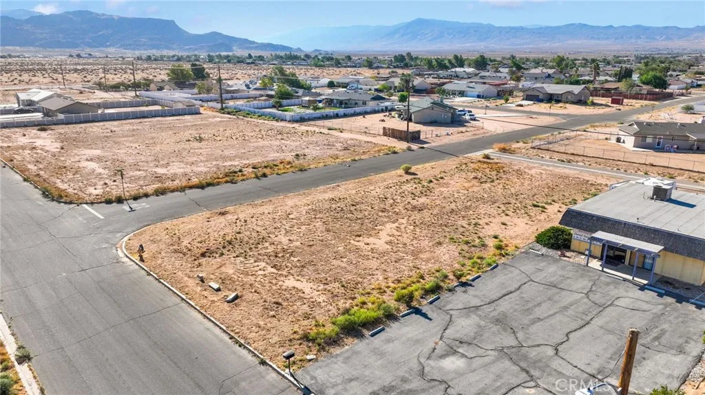 main property photo 8