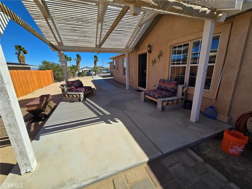 main property photo 25