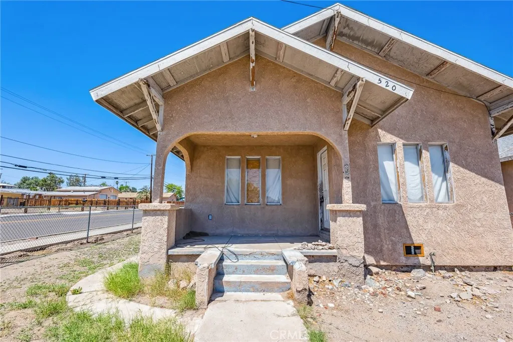 main property photo 4