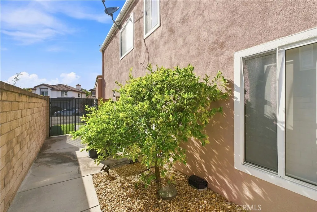 main property photo 45
