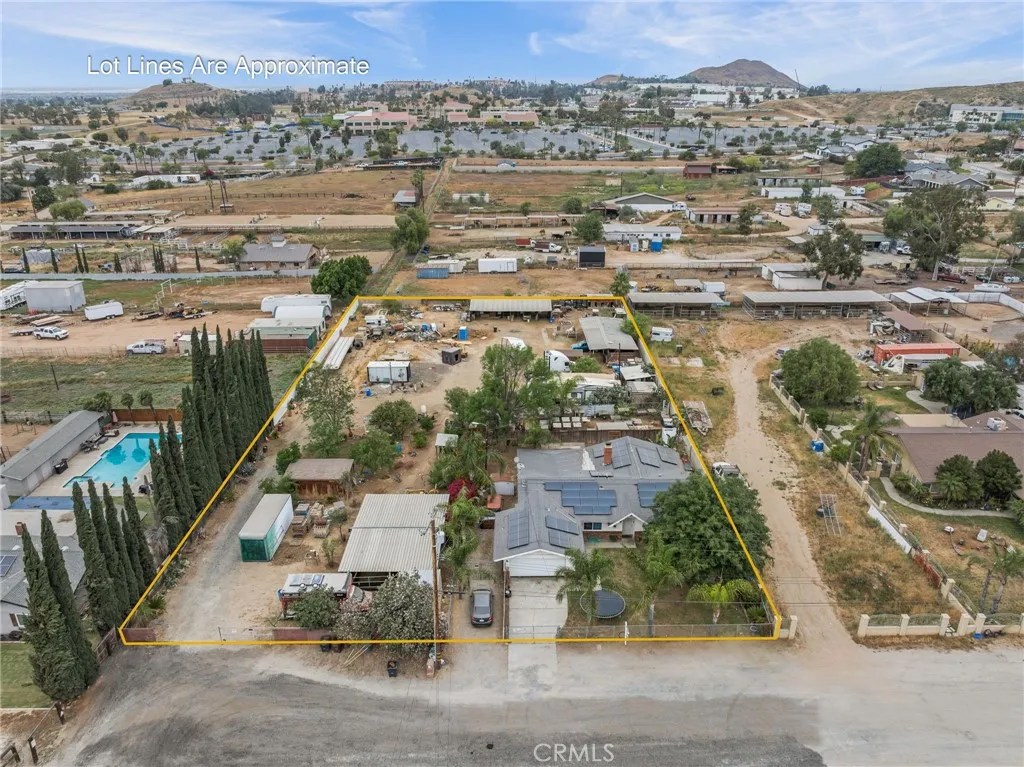 main property photo 37