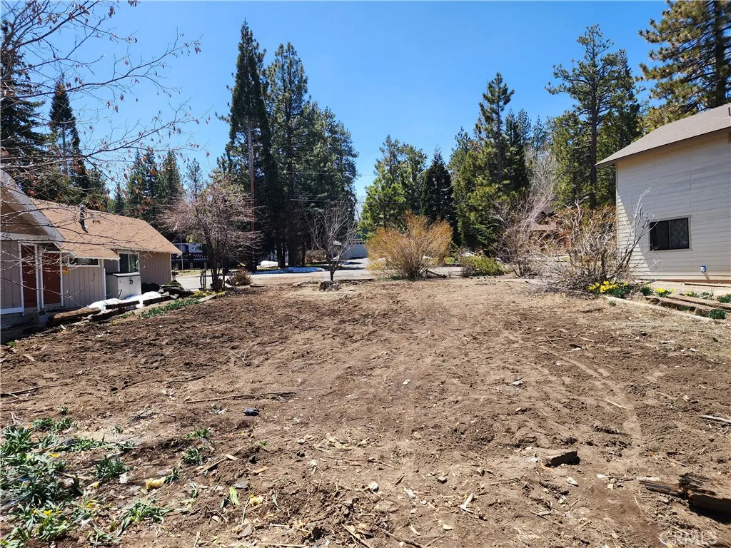 main property photo 10