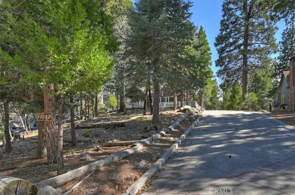 main property photo 45