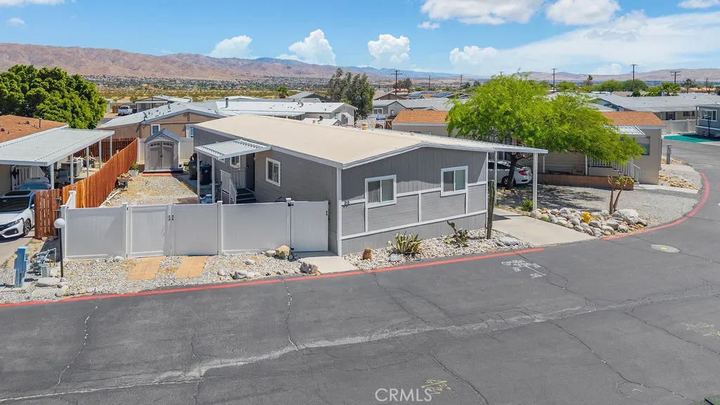 main property photo 22