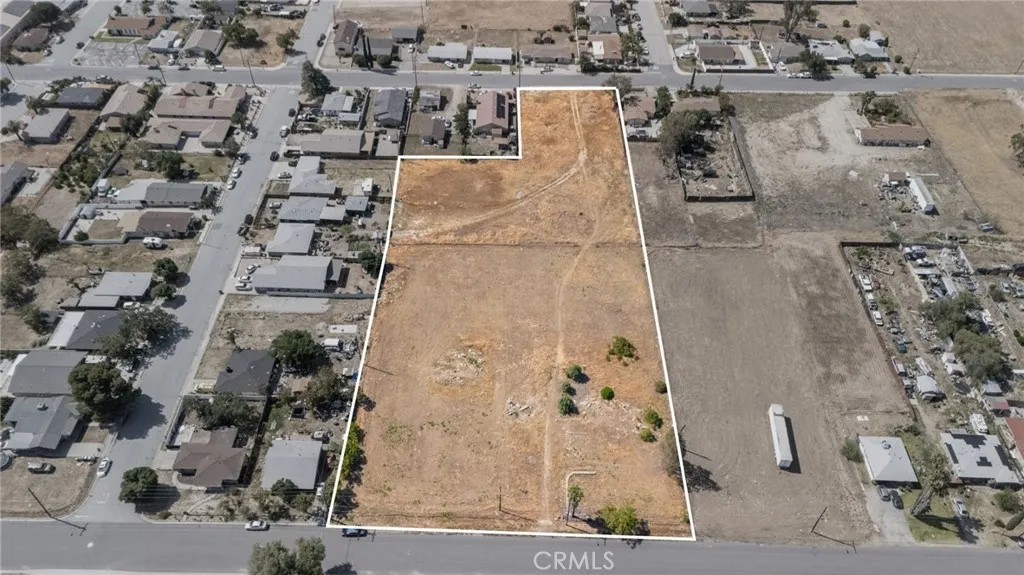 main property photo 7