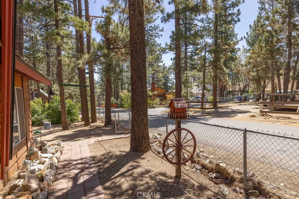 main property photo 23