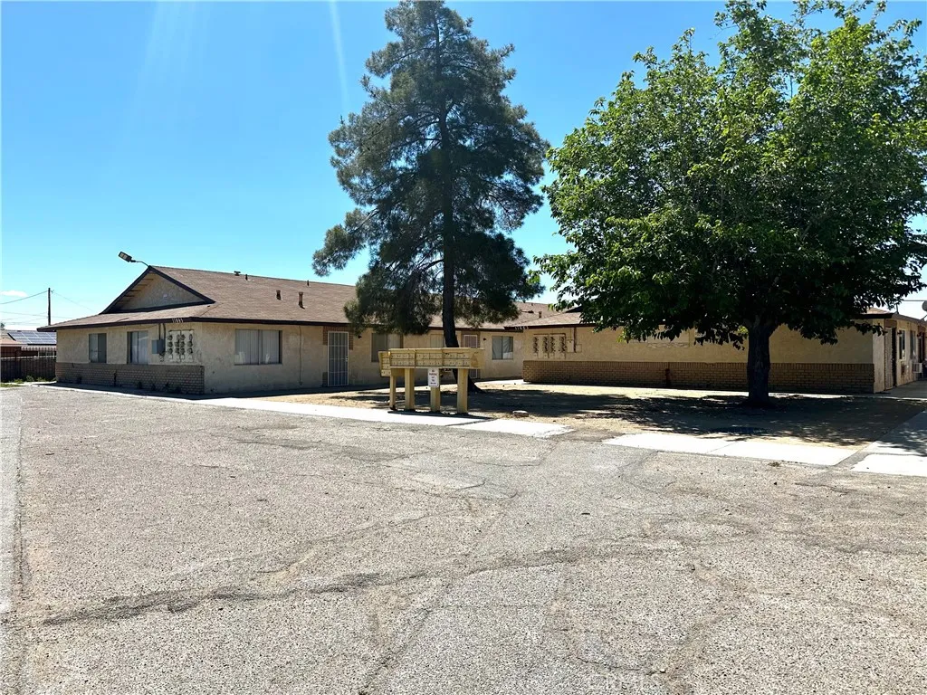 main property photo 13
