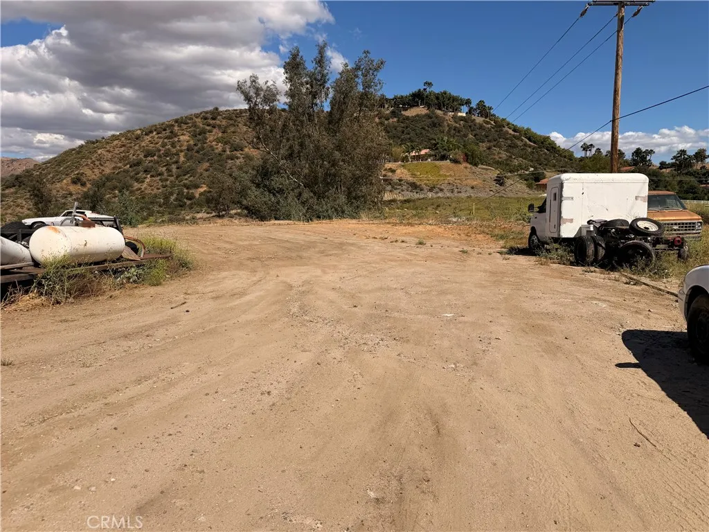 main property photo 20