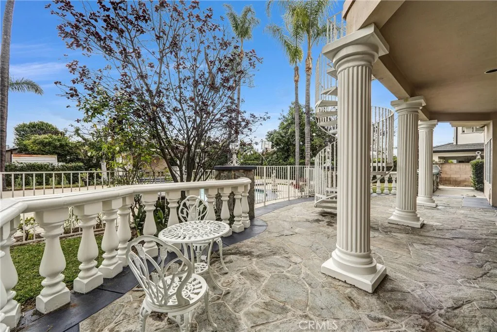 main property photo 48