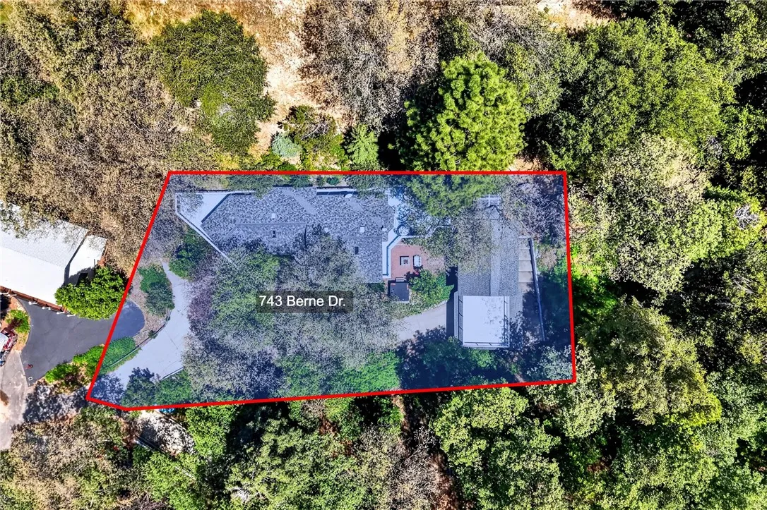 main property photo 60
