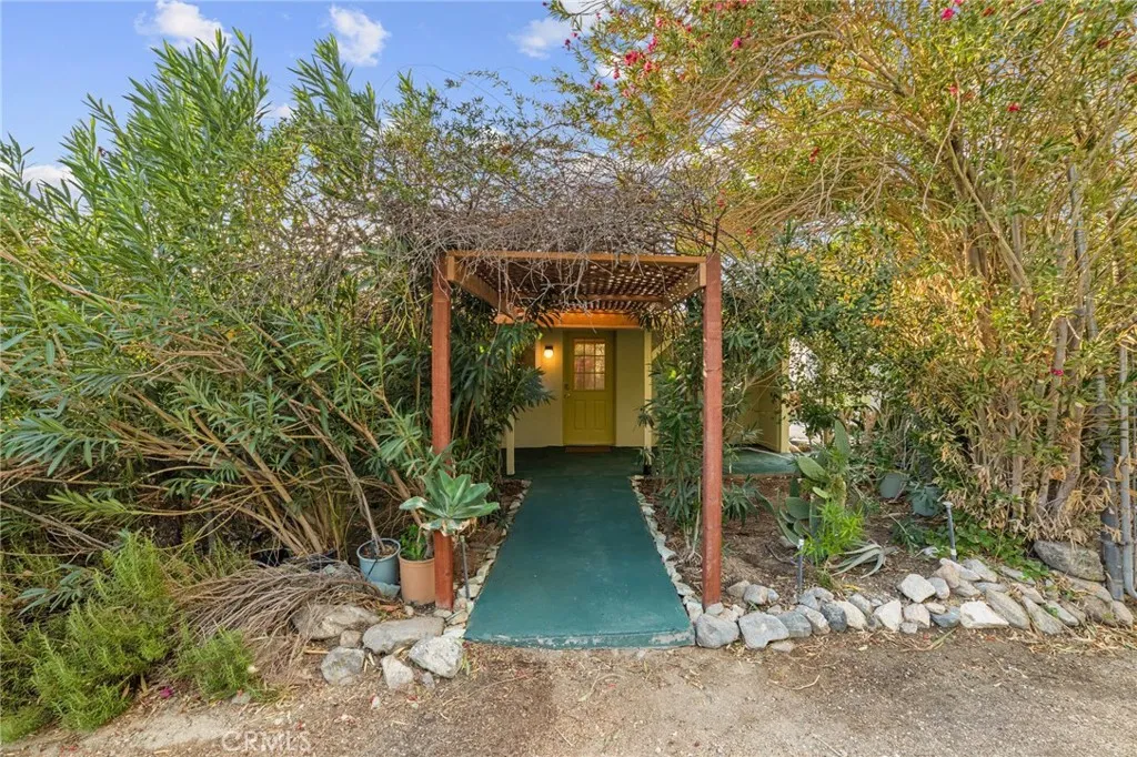 main property photo 11