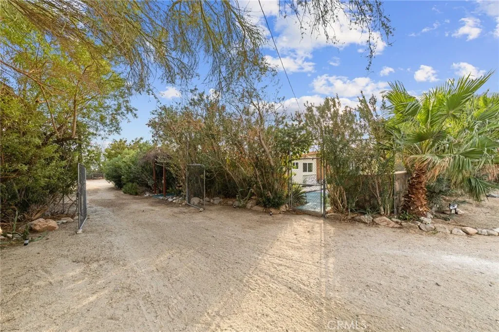 main property photo 12
