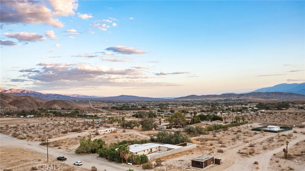 main property photo 9
