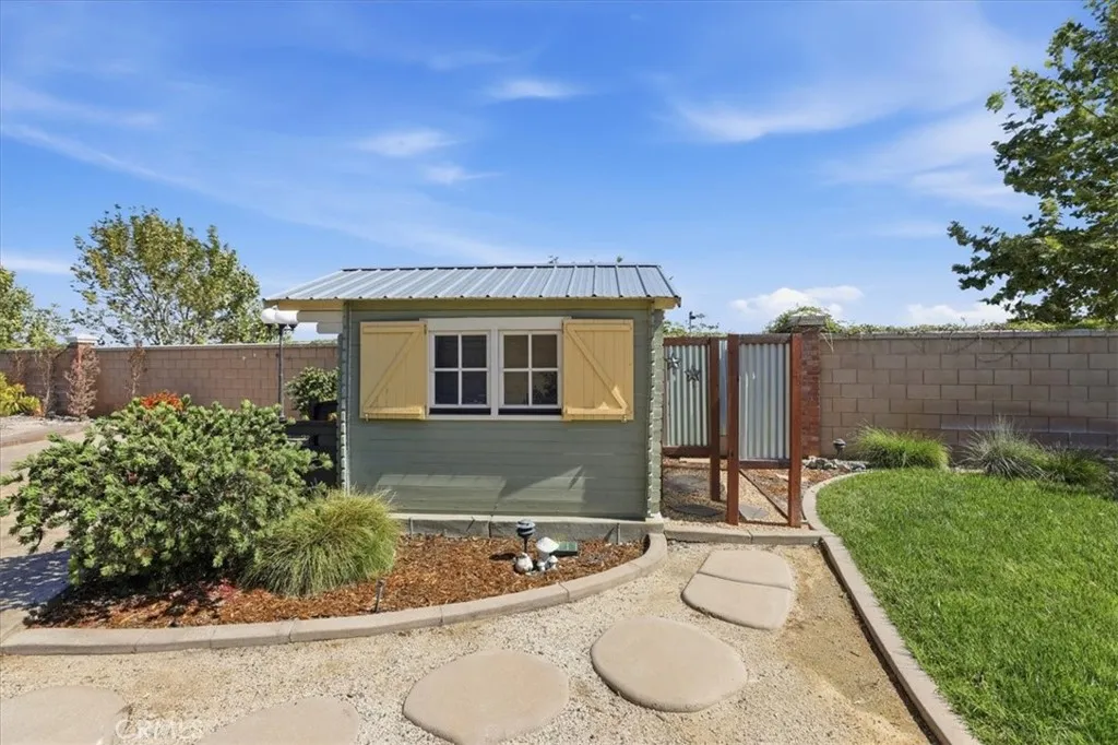 main property photo 68