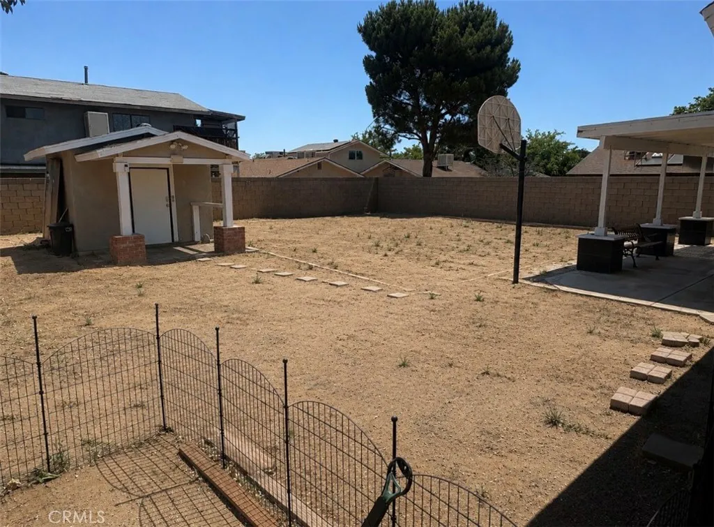 main property photo 20