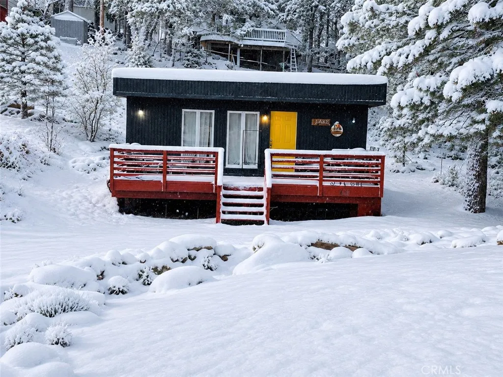 main property photo 32