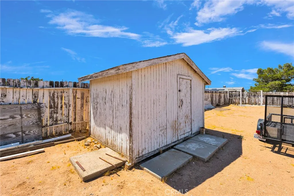main property photo 20