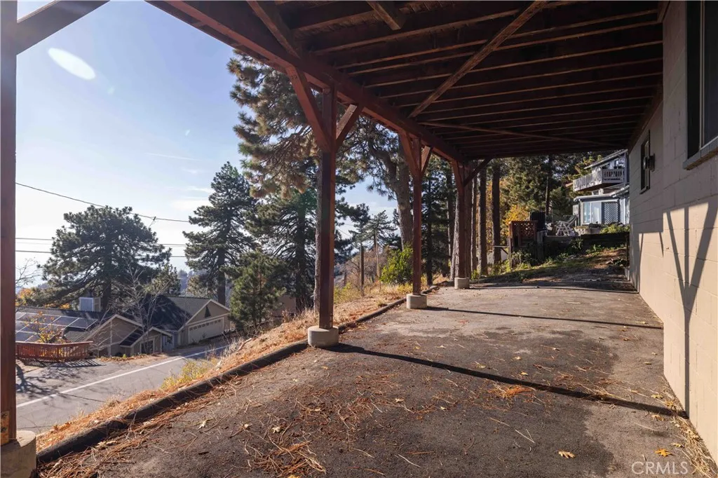 main property photo 40
