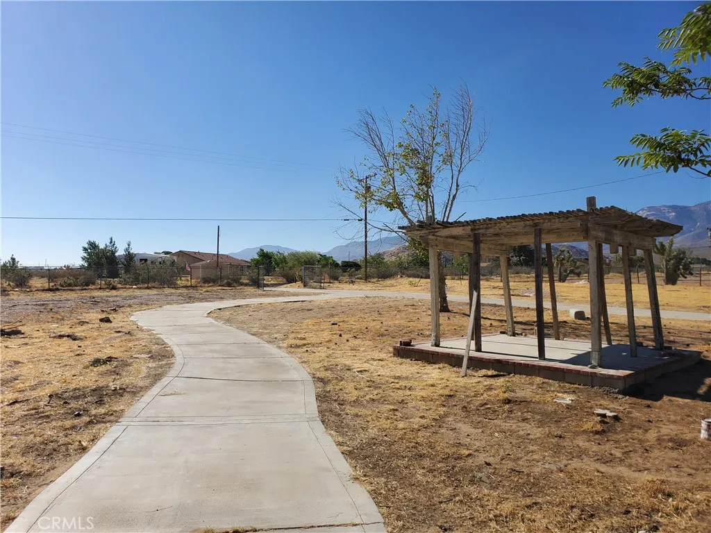main property photo 32