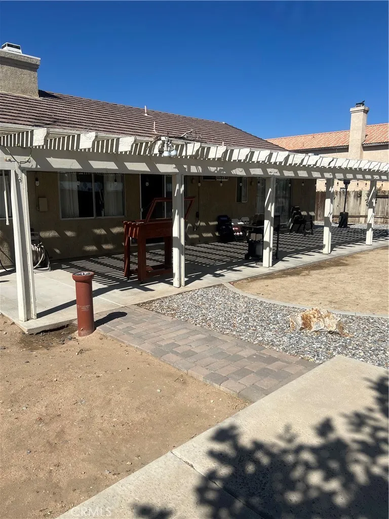 main property photo 17