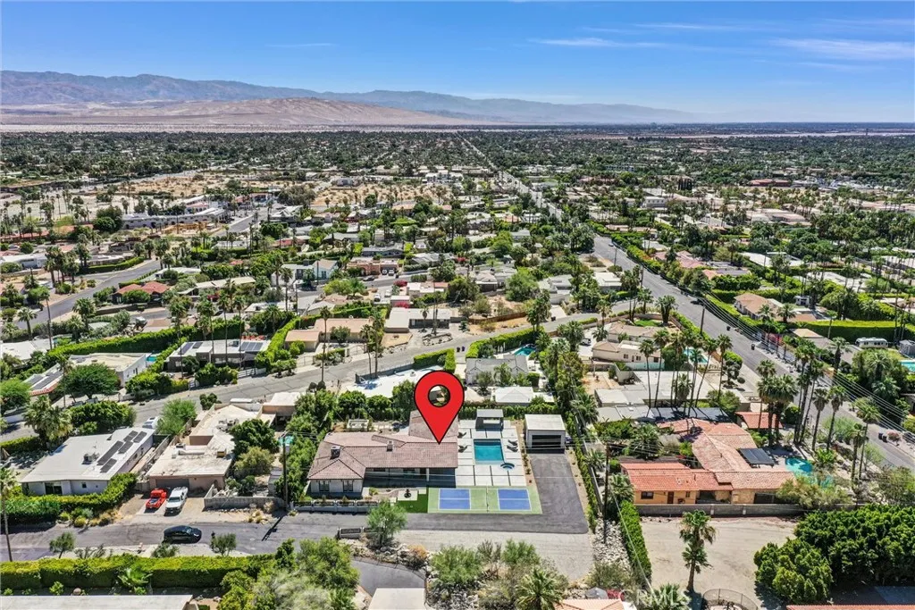 main property photo 40