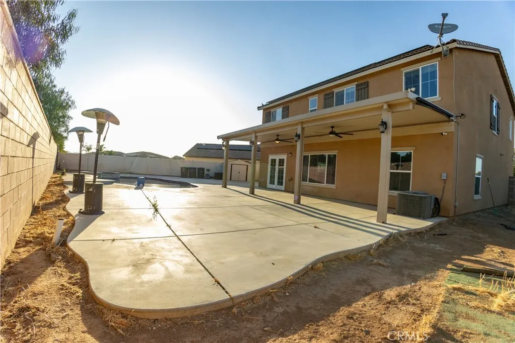 main property photo 29