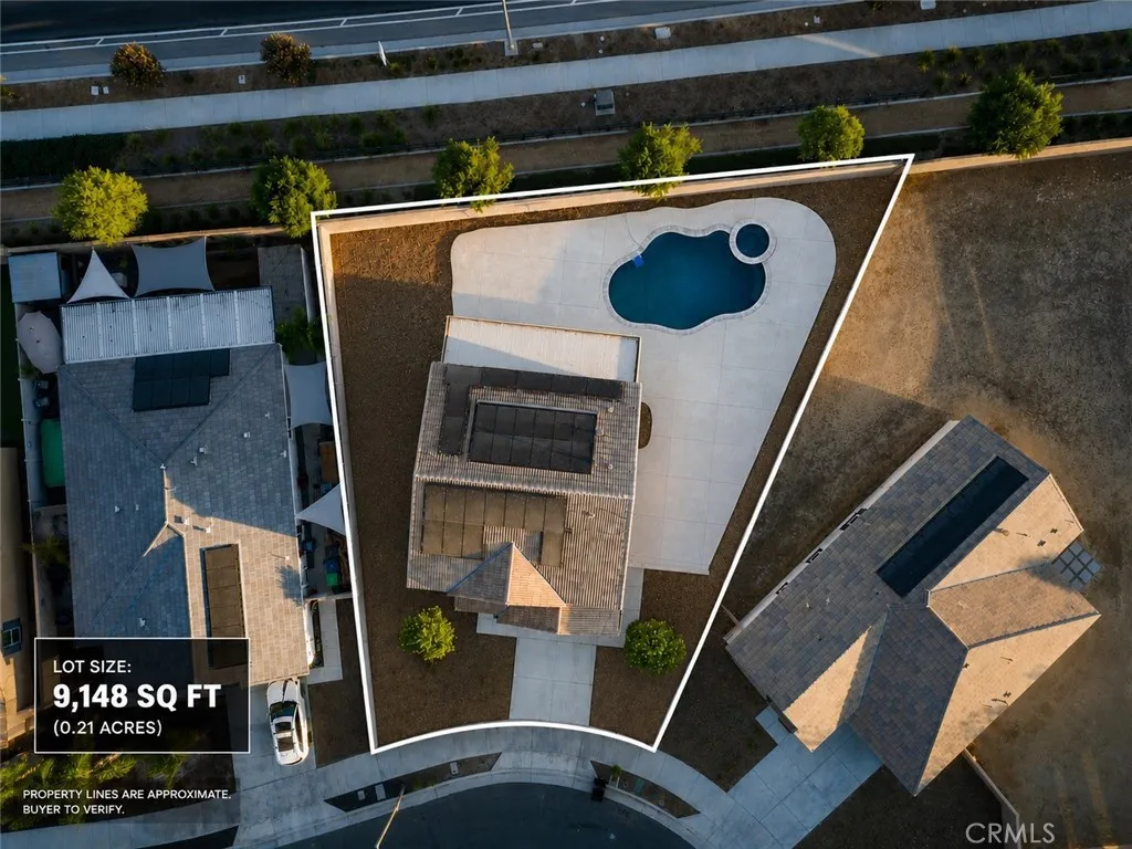 main property photo 33