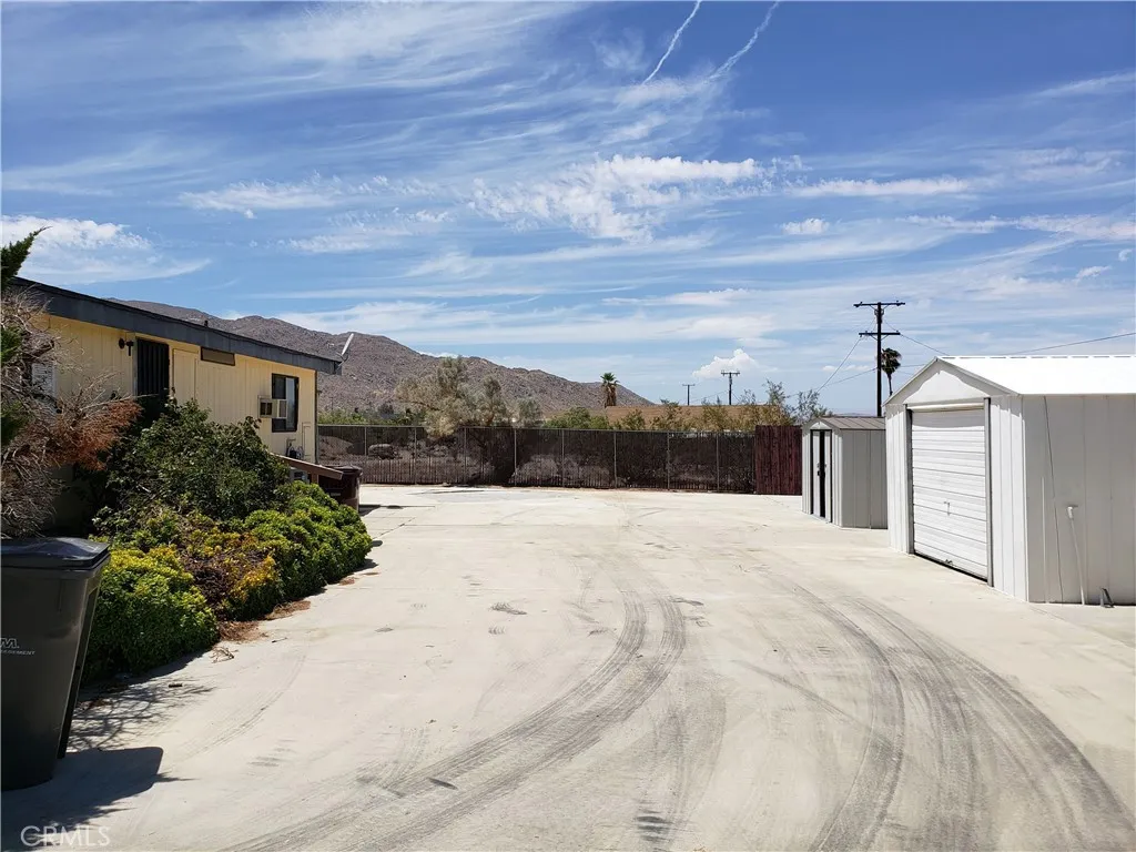 main property photo 5