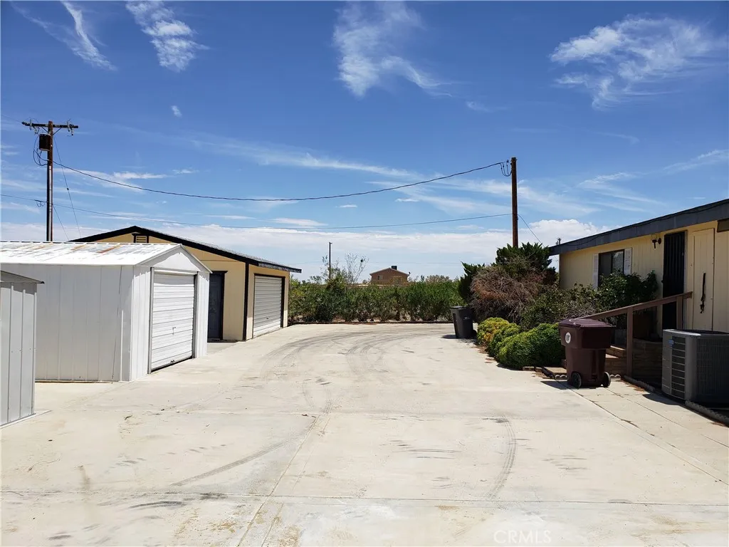 main property photo 7