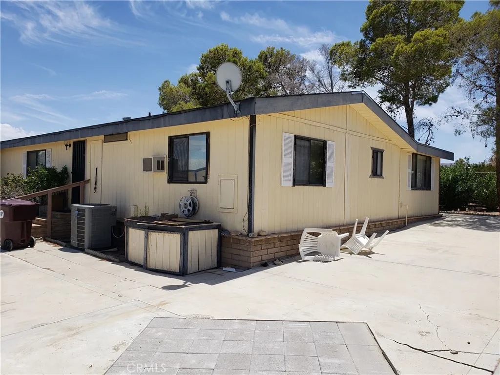 main property photo 9