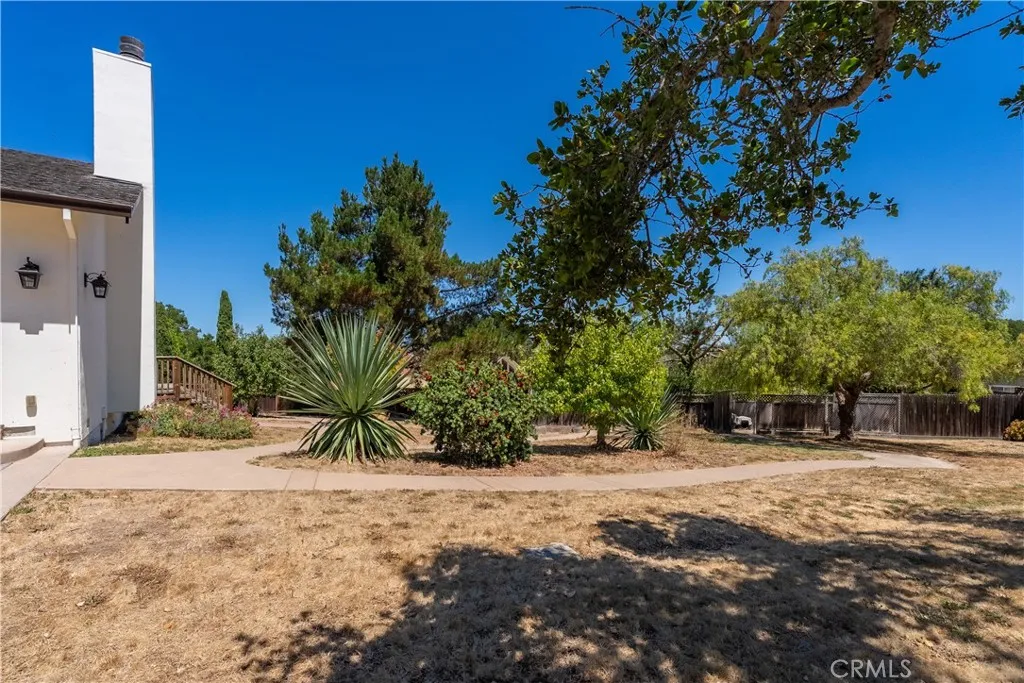 main property photo 50