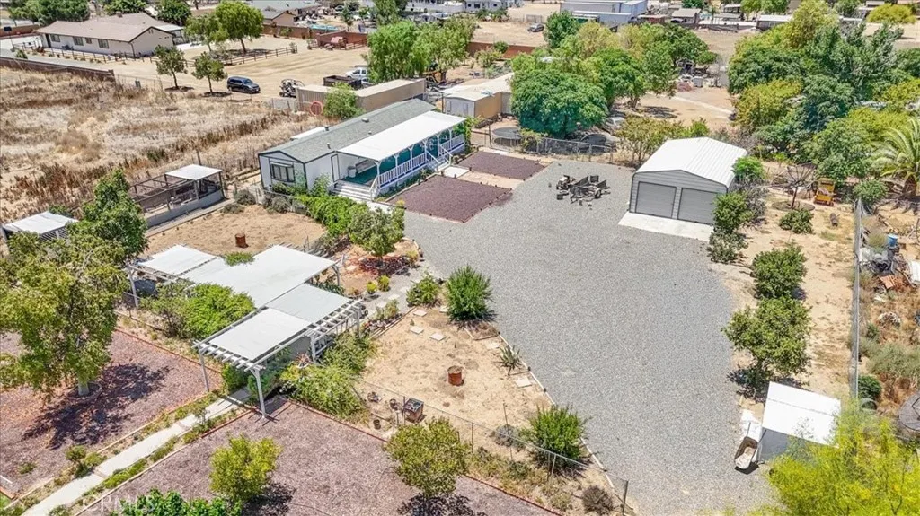 main property photo 59