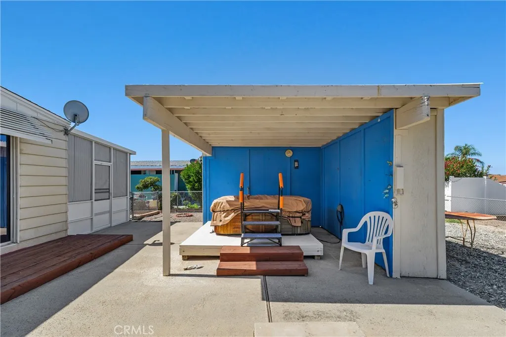 main property photo 29